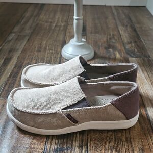 CROCS‎ Boys Beige and Brown Canvas Slip-Ons Casual Shoes.